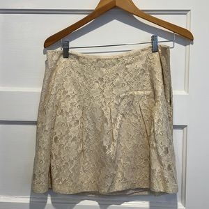lace skirt